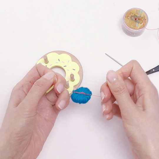Tutorial: How To Make A Micro Mini Pom Pom - The Savvy Age